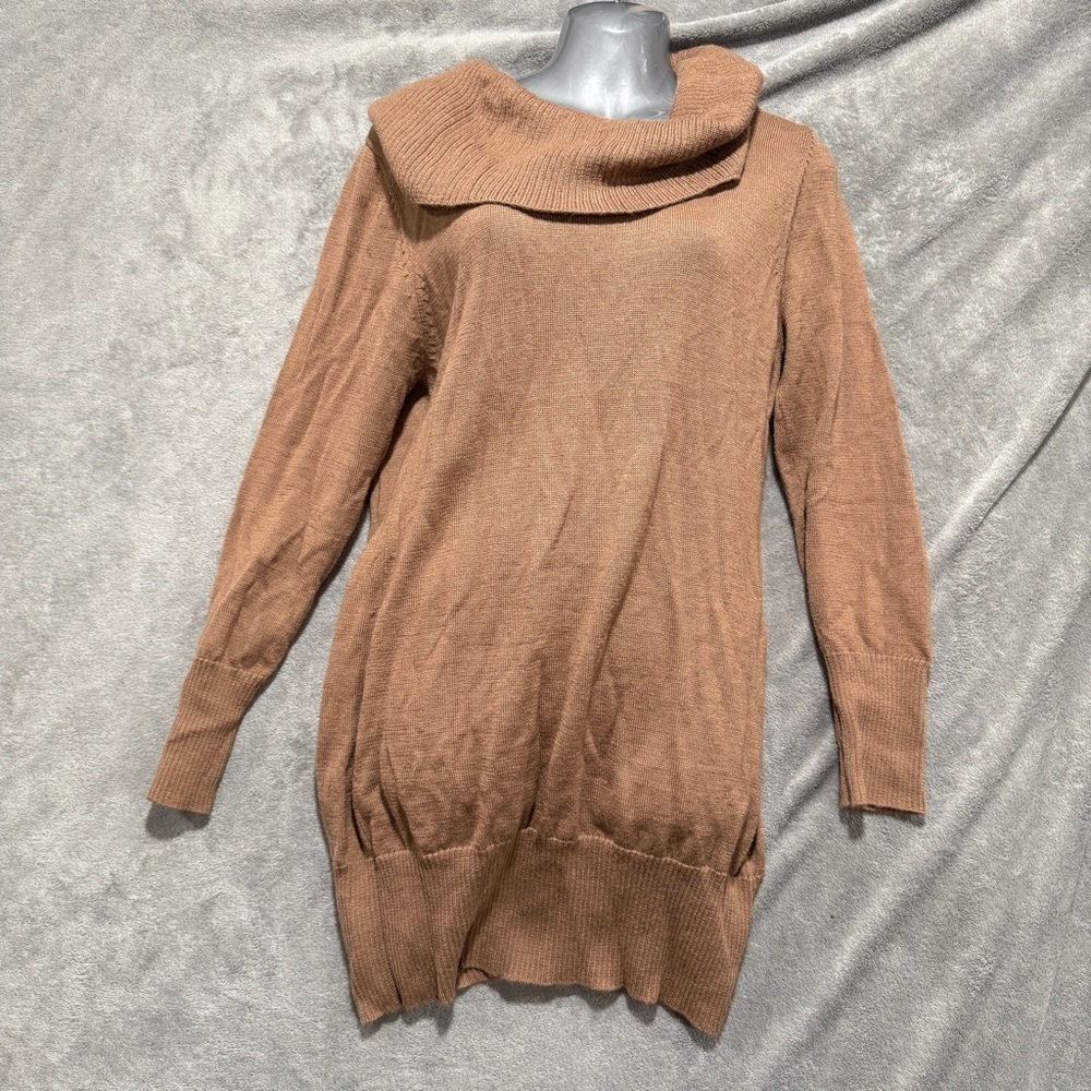 Alpaca International Women’s size sweater size Large 100% Alpaca